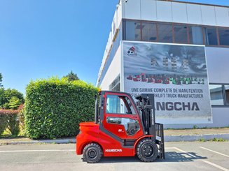 Четырехопорные погрузчики Hangcha XF30D-2 (CPCD30-X2H7F1)