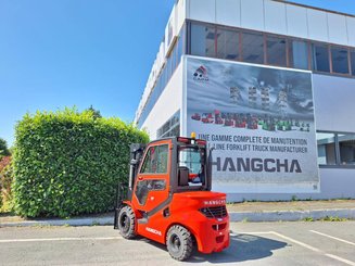 Четырехопорные погрузчики Hangcha XF30D-2 (CPCD30-X2H7F1)