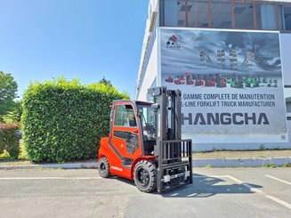 Четырехопорные погрузчики Hangcha XF35D-2 (CPCD35-X2H7F1) - 1