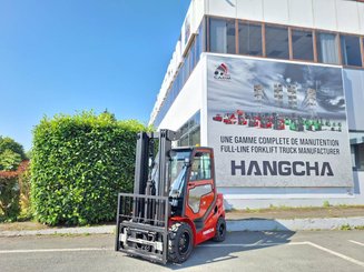 Четырехопорные погрузчики Hangcha XF35D-2 (CPCD35-X2H7F1)