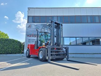 Четырехопорные погрузчики Kalmar DCG160-12T