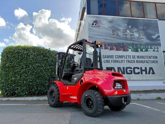 Внедорожный погрузчик Hangcha TT25-2 (CPCD25-X2W98E-RT2) - 3