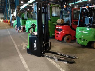 Штабелеры с электроприводом Hangcha CDD12-XT1-SiL