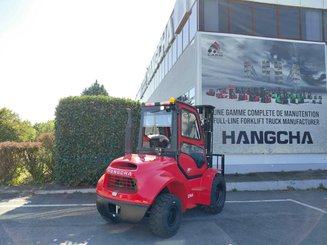 Внедорожный погрузчик Hangcha TT35-2 (CPCD35-X2W98E-RT2)