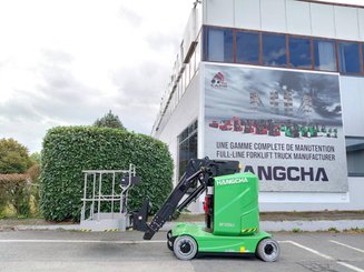 Строительный подъёмник с вертикальной мачтой Hangcha HV120AJ - 6
