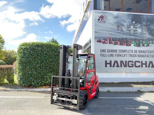 Четырехопорные погрузчики Hangcha XF35D-2 (CPCD35-X2H7F1) - 1