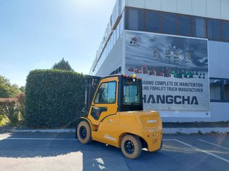 Четырехопорные погрузчики Hangcha XE50i-500