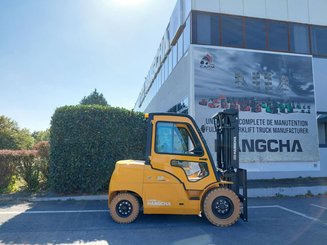 Четырехопорные погрузчики Hangcha XE50i-500