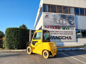 Четырехопорные погрузчики Hangcha XE50i-500