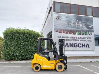 Четырехопорные погрузчики Hangcha XE18i (CPD18-XEY2HA-SI) 