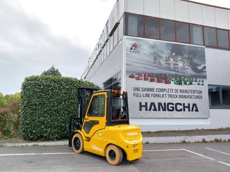 Четырехопорные погрузчики Hangcha XE35i (CPD35-XEY2HA-SI)