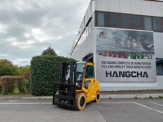 Четырехопорные погрузчики Hangcha XE50i-500