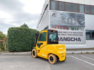 Четырехопорные погрузчики Hangcha XE50i-500