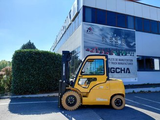Четырехопорные погрузчики Hangcha XE50i-500