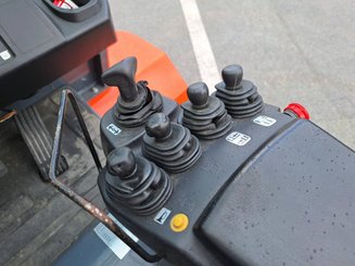 Четырехопорные погрузчики Toyota 8FBMT50 - 15