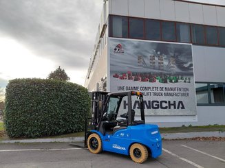 Четырехопорные погрузчики Hangcha XE30i ( CPD30-XEY2HA-SI )