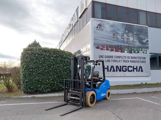 Четырехопорные погрузчики Hangcha XE30i ( CPD30-XEY2HA-SI )