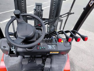 Четырехопорные погрузчики Hangcha XF25D-2 (CPCD25-X2H7F1)