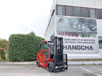Четырехопорные погрузчики Hangcha XF30D-2 (CPCD30-X2H7F1) - 2