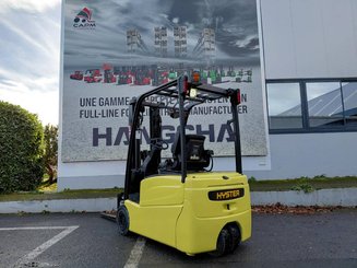 Трехопорные погрузчики Hyster  J16XNTLWB