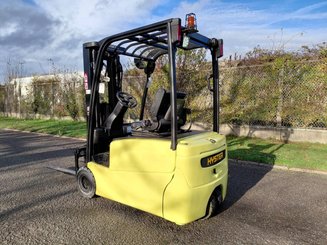 Трехопорные погрузчики Hyster  J16XNTLWB