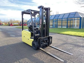 Трехопорные погрузчики Hyster  J16XNTLWB