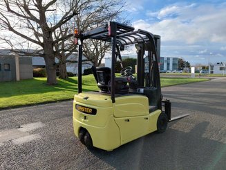 Трехопорные погрузчики Hyster  J16XNTLWB