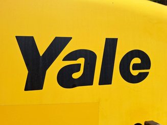 Четырехопорные погрузчики Yale GDP80VX