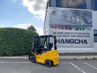 Четырехопорные погрузчики Hangcha XE18i (CPD18-XEY2HA-SI) 