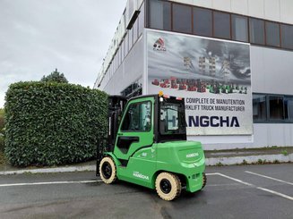 Четырехопорные погрузчики Hangcha XC50i-500 (CPD50-XCXY2-SI)