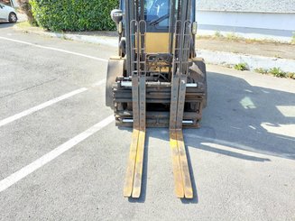 Четырехопорные погрузчики Caterpillar DP40N - 13