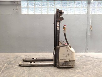 Штабелеры с электроприводом Crown WF3000 1.2 - 5