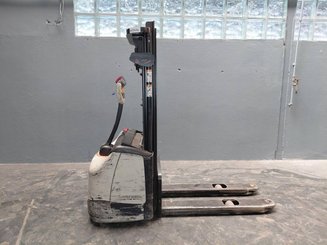 Штабелеры с электроприводом Crown WF3000 1.2 - 3