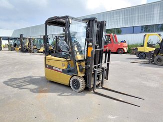 Трехопорные погрузчики Caterpillar EP16KT