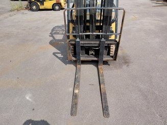 Трехопорные погрузчики Caterpillar EP16KT