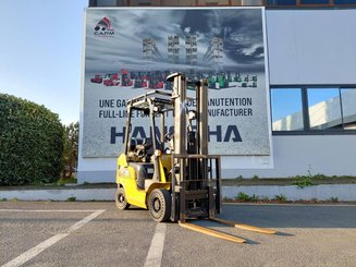 Четырехопорные погрузчики Caterpillar GP18NTD