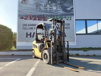 Четырехопорные погрузчики Caterpillar GP25N