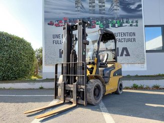Четырехопорные погрузчики Caterpillar GP25N