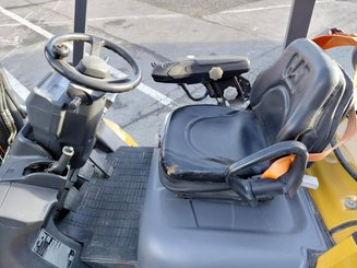 Четырехопорные погрузчики Caterpillar GP30NTD - 8