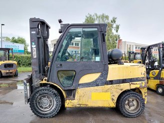 Четырехопорные погрузчики Yale GLP55VX