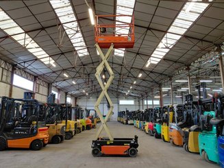 Подъемные платформы JLG 1532R