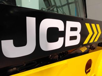 Телескопический погрузчик JCB TLT30G-TCR