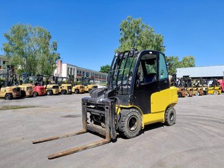 Телескопический погрузчик JCB TLT30G-TCR