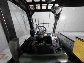 Телескопический погрузчик JCB TLT30G-TCR