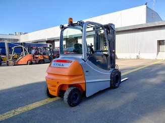 Четырехопорные погрузчики STILL RX60-50