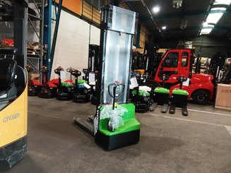 Штабелеры с электроприводом Hangcha CDD15-A2MC2-ISZ
