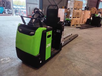 Четырехопорные погрузчики Hangcha CJD25-XT1-Li