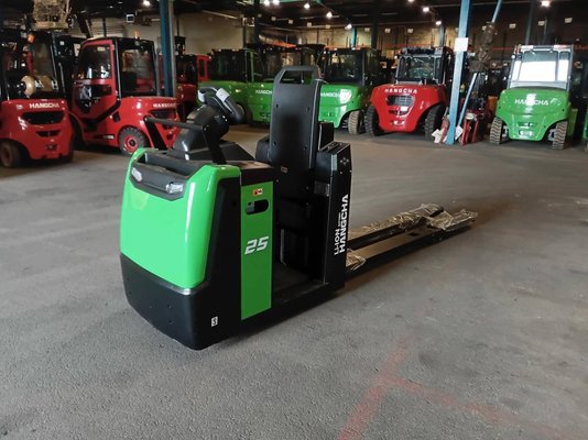 Четырехопорные погрузчики Hangcha CJD25-XT1-Li - 1