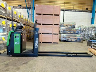 Четырехопорные погрузчики Hangcha CJD25-XT1-Li