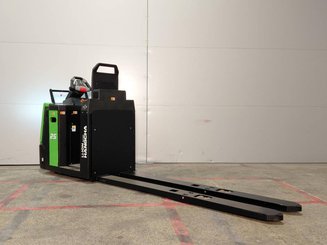 Четырехопорные погрузчики Hangcha CJD25-XT1-Li